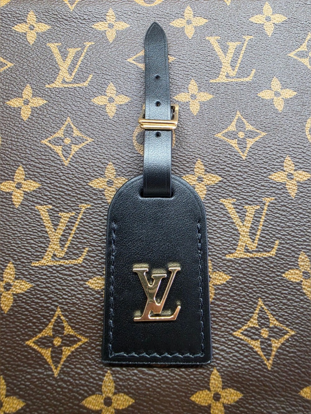Louis Vuitton Black Leather Luggage Tag with Gold LV Emblem